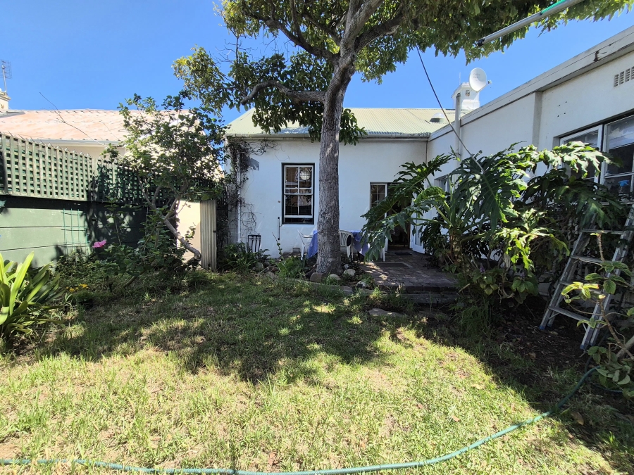 3 Bedroom Property for Sale in Wynberg Upper Western Cape